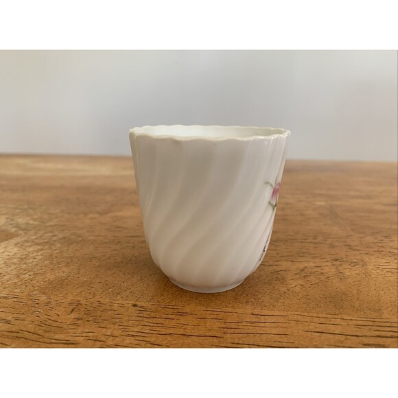 Vintage Ucagoo China Demitasse Footed Cup And Saucer Made In Occupied Japan - Picture 4 of 10